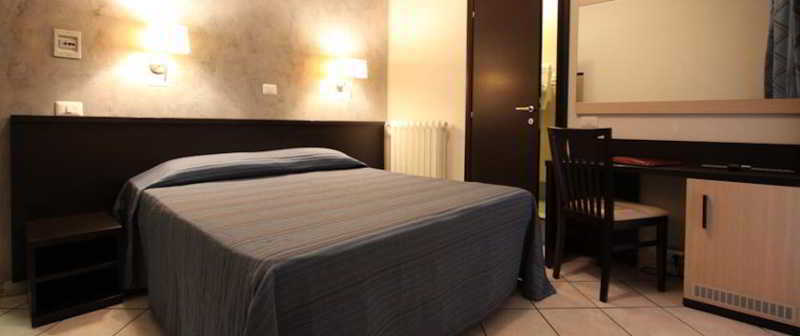 Clarin 2* Rome