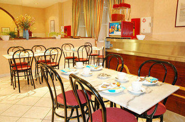 Hotel Clarin 2*
