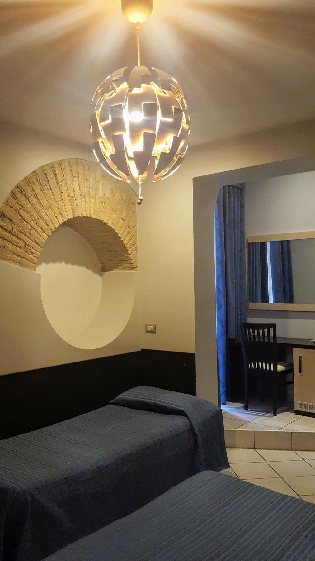 Hotel Clarin Roma
