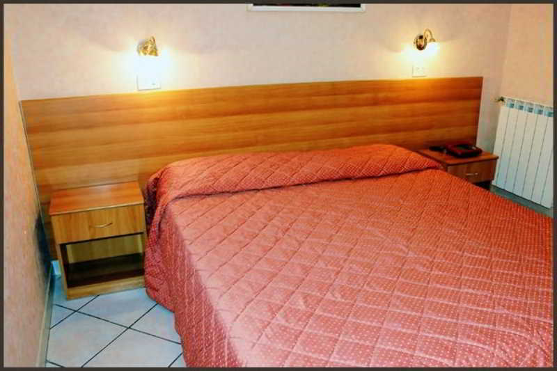 Clarin Hotel
